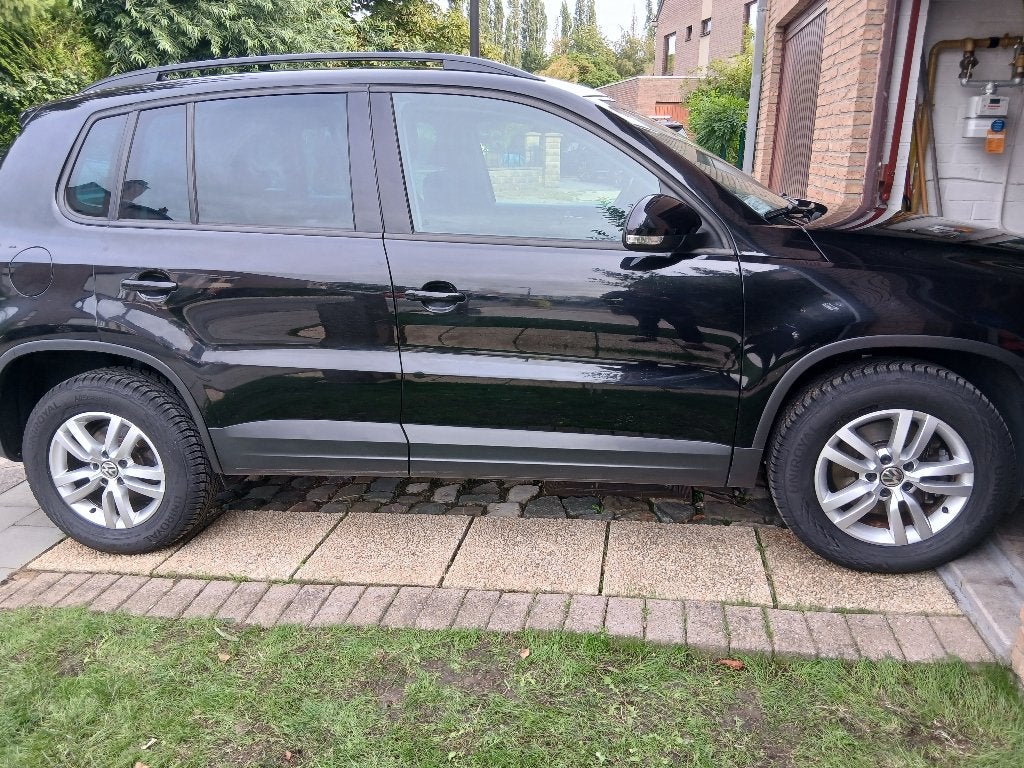 A vendre VW Tiguan, Achat, Euro 6, Entretenue par le concessionnaire, 5 portes