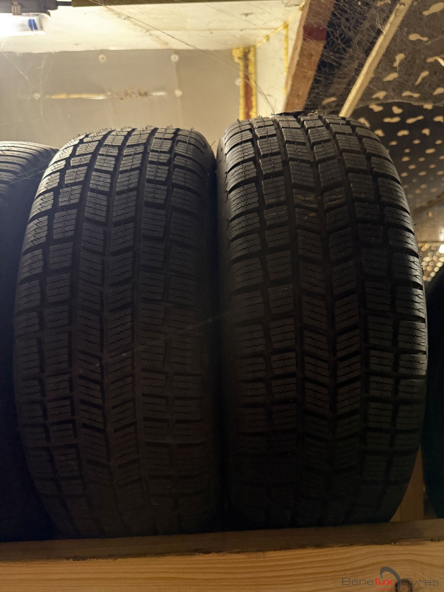nieuw winter 205/60R15 Michelin 205/60 R15 205/60/15 2056015, Auto-onderdelen, Banden en Velgen, 15 inch, -, -, Nieuw