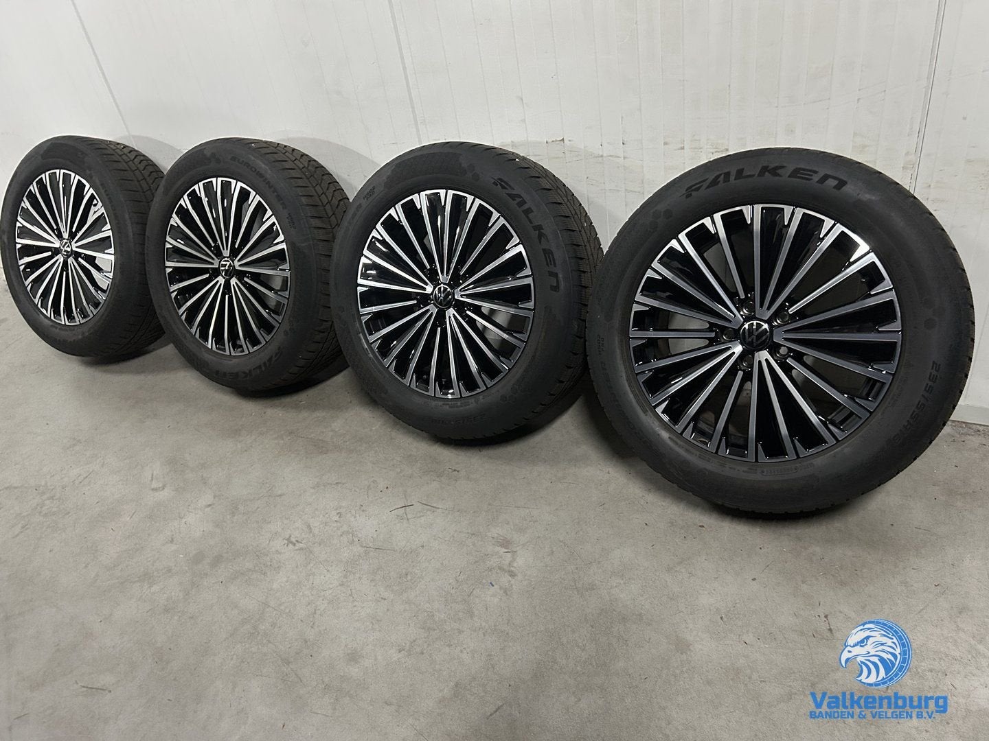 8mm! Originele VW Tiguan III CT1 Napoli 18 inch velgen 5x112, Auto-onderdelen, Banden en Velgen, 18 inch, Gebruikt, -, -
