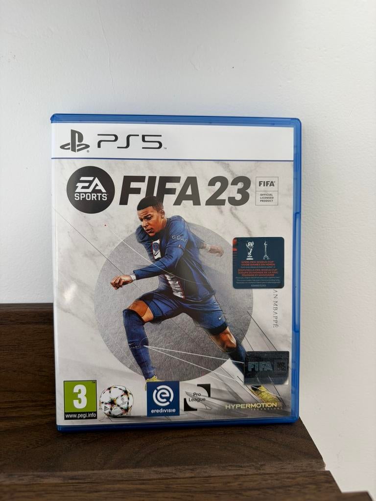 FIFA23 PS5, Ophalen of Verzenden, Zo goed als nieuw