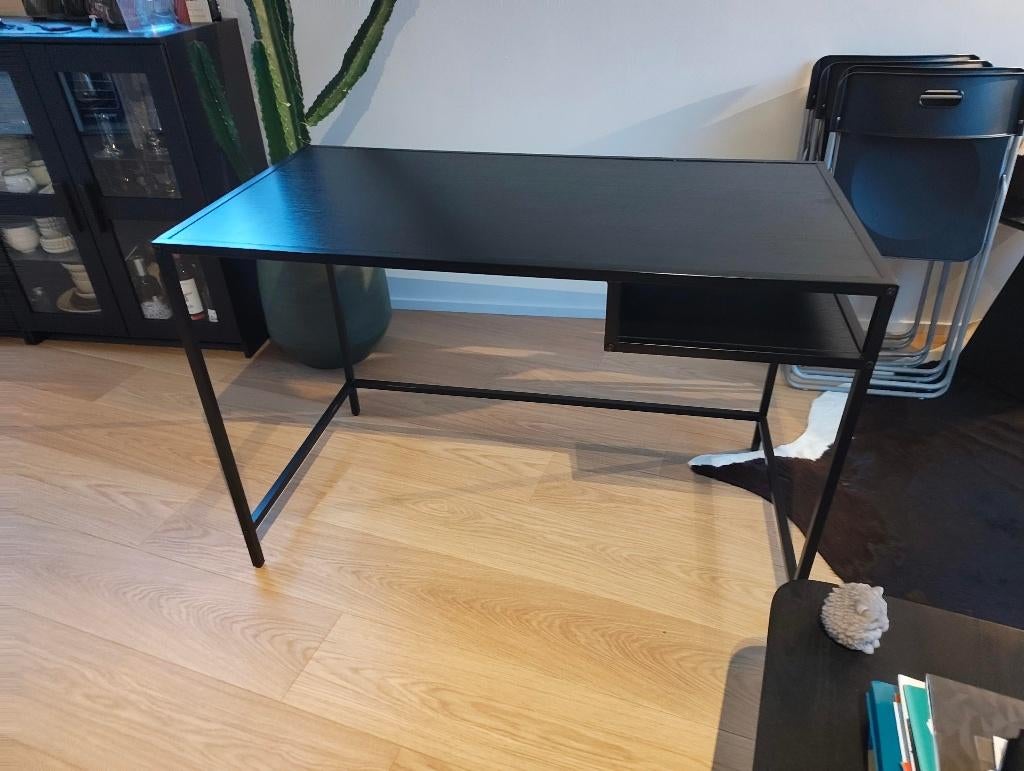 Bureau, Ophalen, Zo goed als nieuw