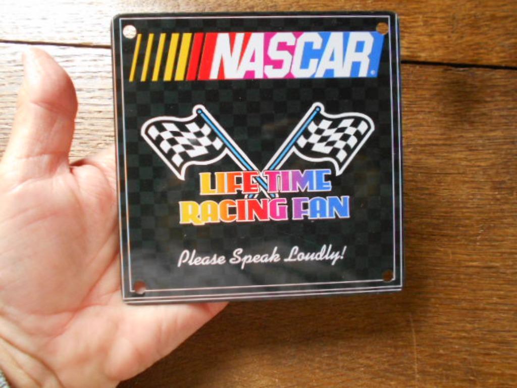NASCAR, INDIANAPOLIS, TASSE, AIMANT, ETC., Enlèvement ou Envoi, Comme neuf, Voitures