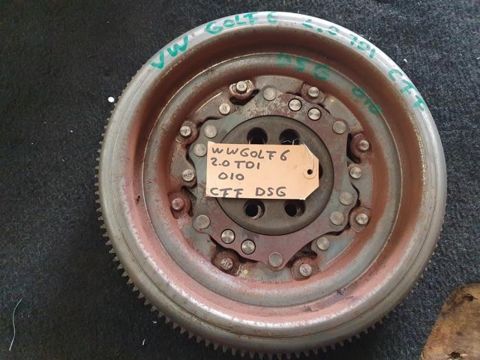 Volant moteur d'un Volkswagen Golf, Volkswagen, -, 3 mois de garantie, Utilisé