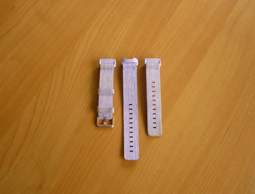 Paars textielen Fitbit horlogebandje 18 mm 23 mm, Handtassen en Accessoires, Sporthorloges, Ophalen of Verzenden, Paars