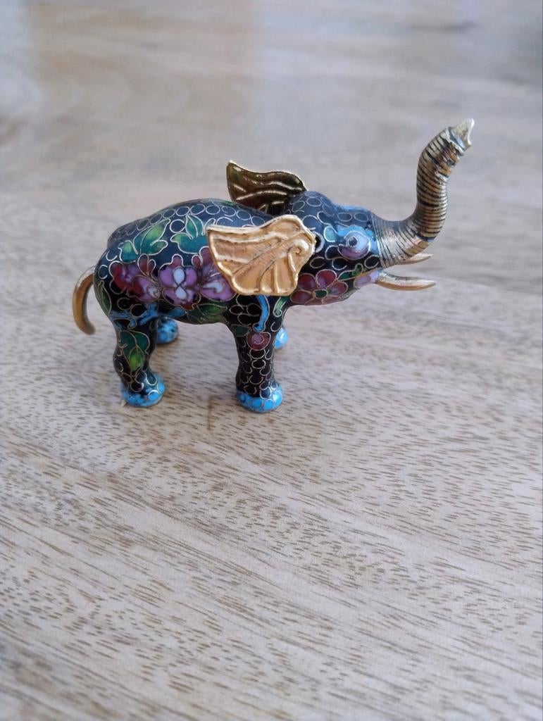 Éléphant cloisonné, Enlèvement ou Envoi, Comme neuf