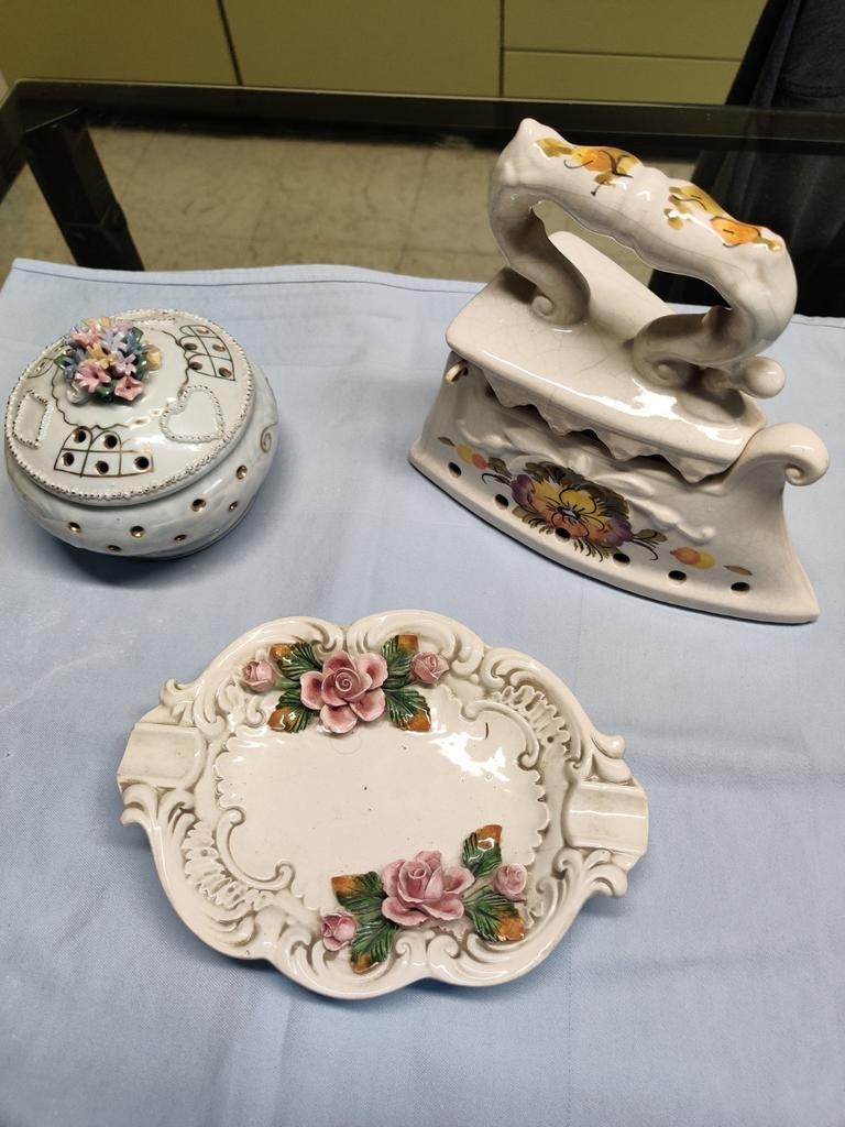 Overschot rommelmarkt., Antiek en Kunst, Ophalen