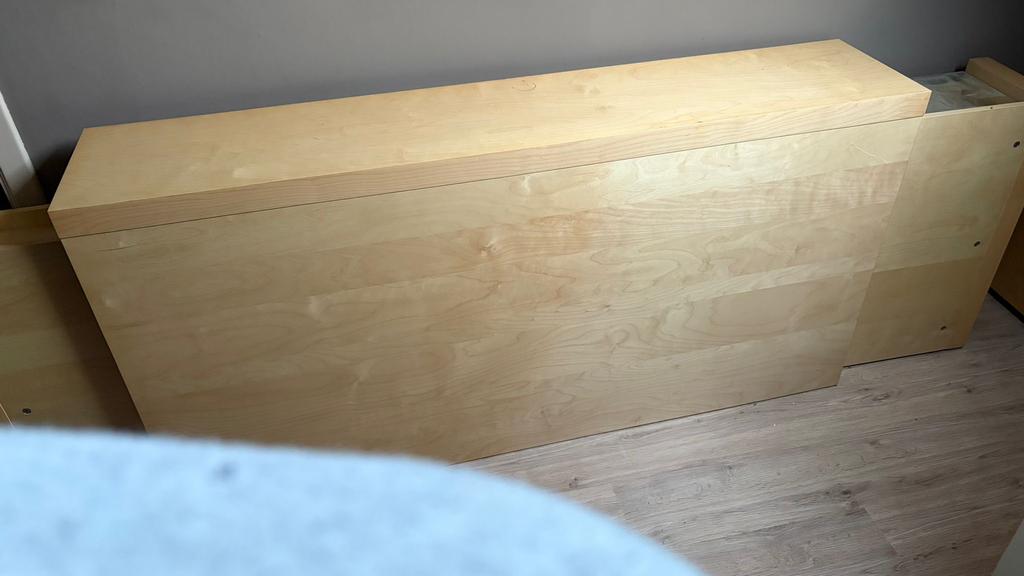 Kast voor achter bed, Ophalen, Gebruikt