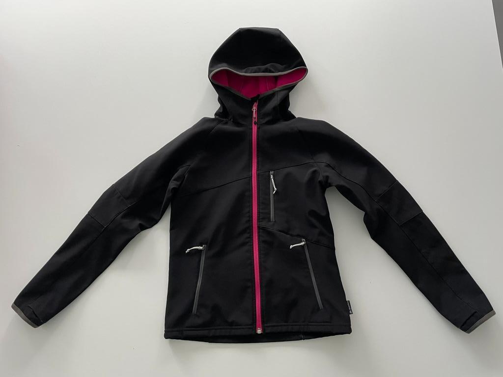 Softshell jas maat 152, Quechua, Enlèvement ou Envoi, Comme neuf, Fille