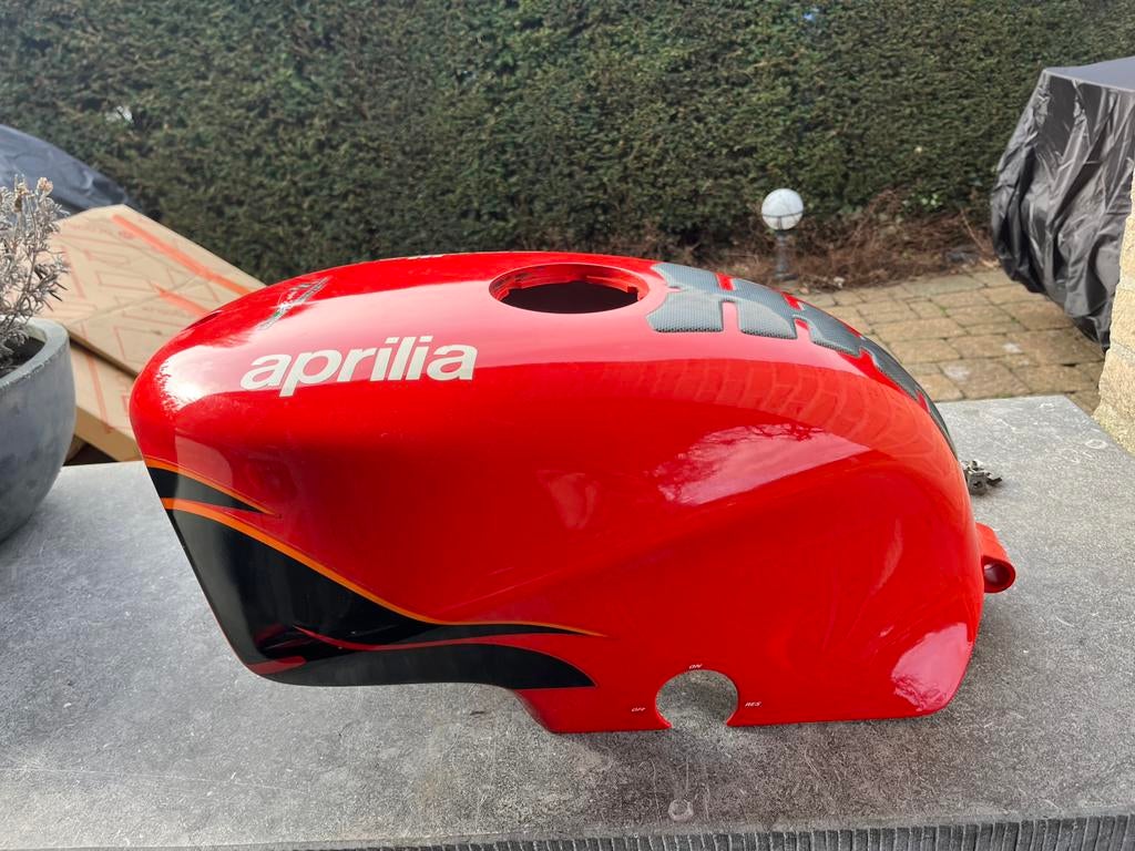 Aprilia rs 125 tankcover nieuw, Motoren, Ophalen of Verzenden, Nieuw