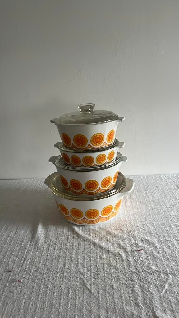 Vintage kookpotten/ovenset, Huis en Inrichting, Keuken | Potten en Pannen, Ophalen, Gebruikt, Overige materialen, Pannenset