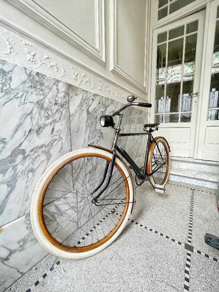 Antieke fiets, Enlèvement