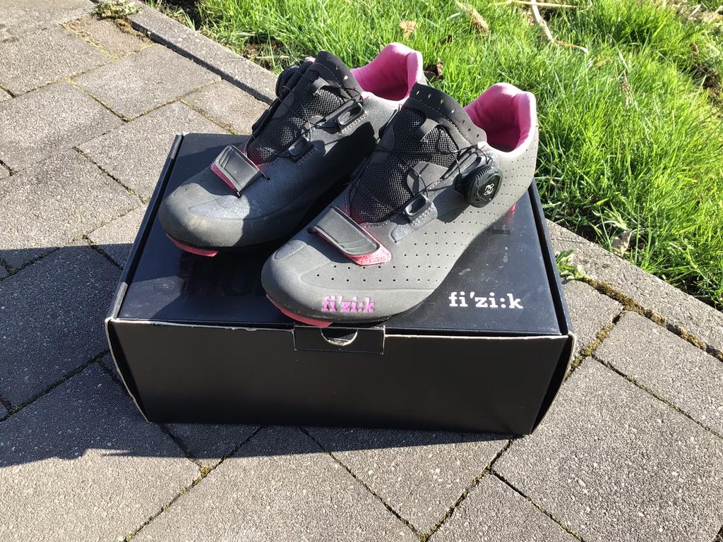 Fizik R5 Boa Woman, Vélos & Vélomoteurs, Enlèvement, Comme neuf