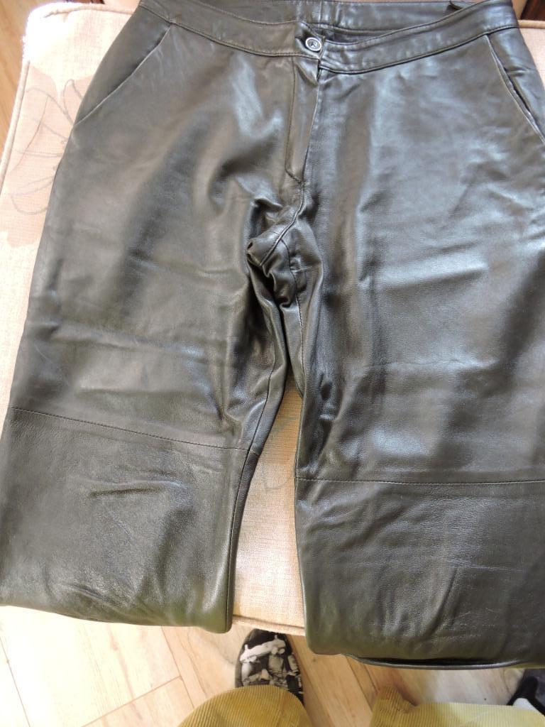 Pantalon en cuir noir femme, Motos, Vêtements | Vêtements de moto, Pantalon | cuir, Femmes, Seconde main, Enlèvement