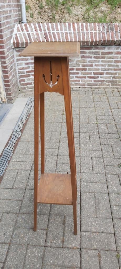 HOGE TAFELLAMP MASSIEF BEUKENHOUT, Ophalen, Zo goed als nieuw
