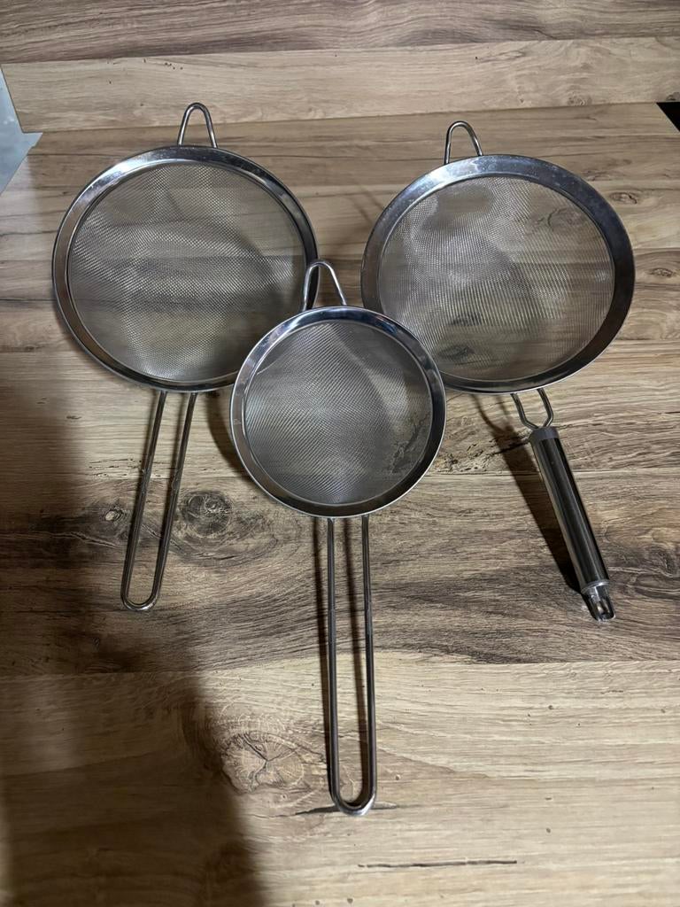 Inox fijne zeef 3 stuks 10€, Ophalen, Zo goed als nieuw