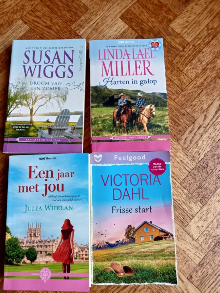 pockets romans, Boeken, Romans, Gelezen, Ophalen of Verzenden