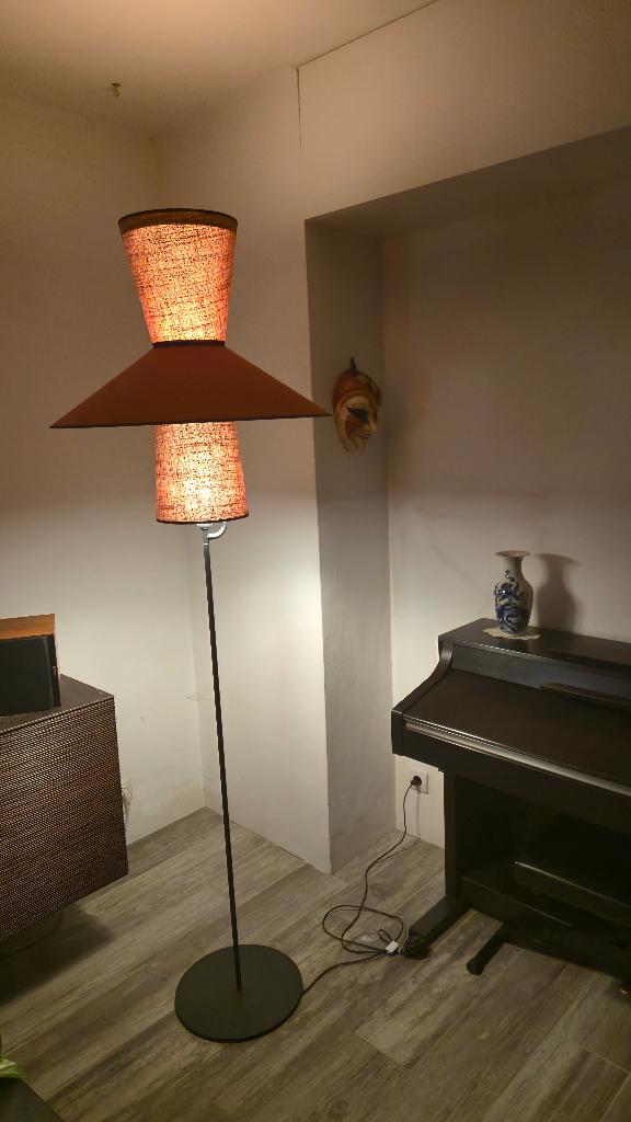 Lampadaire Design Flam&Luce - Lampe sur Pied, Tissus, Comme neuf, Design contemporain à inspiration japonaise, 150 à 200 cm