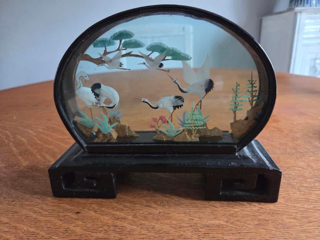 Superbe ancien cadre avec diorama avec 6 grues porte-bonheur, Enlèvement ou Envoi