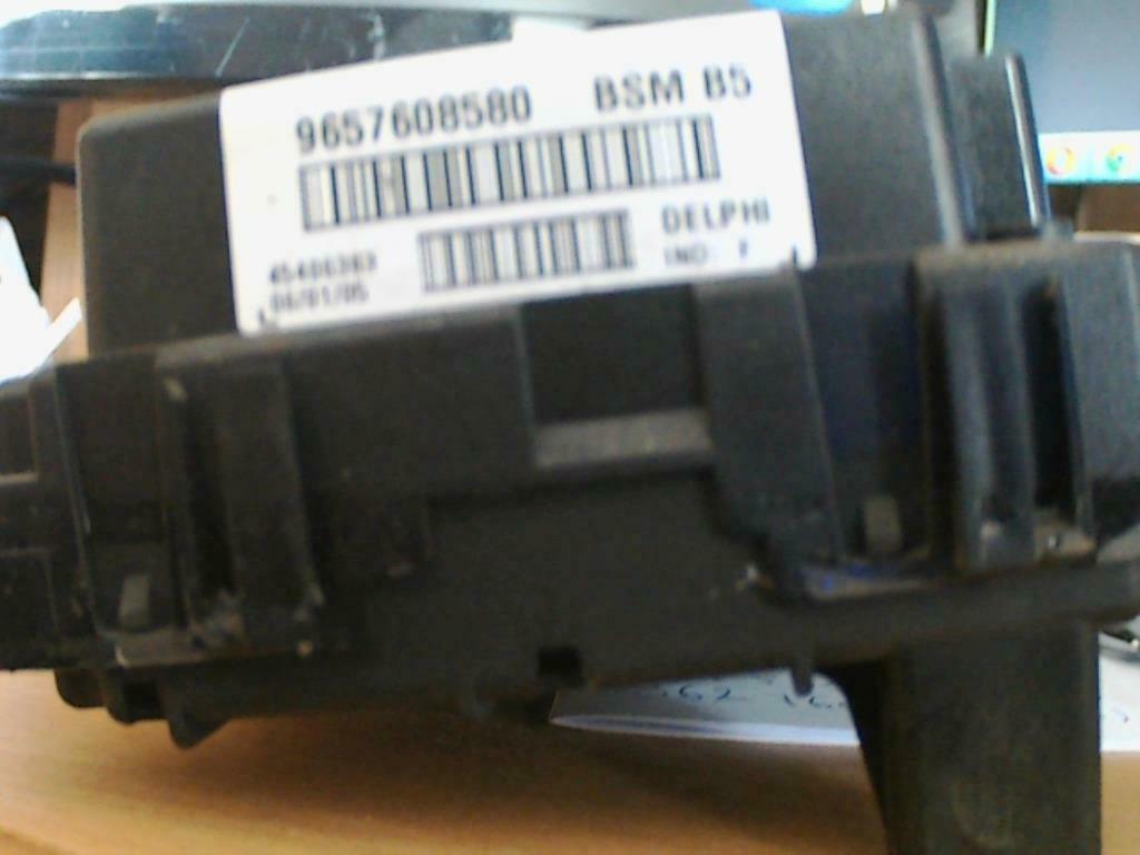 Boitier fusibles 2 Peugeot 307CC 1.6i 80KW 9657608580 (321), Autos : Pièces & Accessoires, Enlèvement ou Envoi, Utilisé, Peugeot