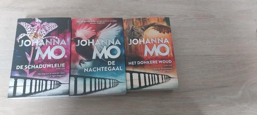 Johanna Mo: verschillende boeken, Ophalen of Verzenden, Zo goed als nieuw