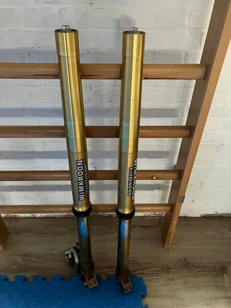 Ohlins vork 46mm, gereviseerd; 1999 ideaal voor oldtimer evo, Motos, Enlèvement ou Envoi