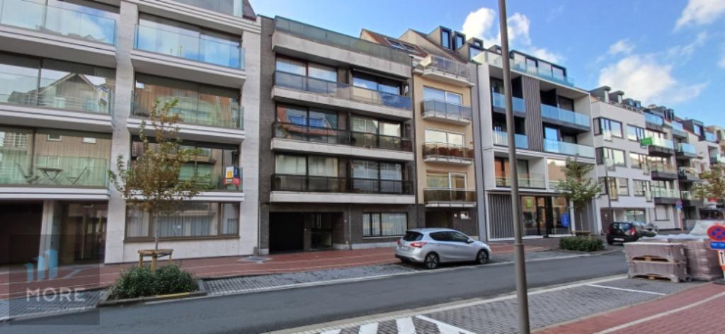 APPARTEMENT ET GARAGE A VENDRE réf. 4132308, 8300 Knokke, Province de Flandre-Occidentale, 167 kWh/m²/an, 2 pièces
