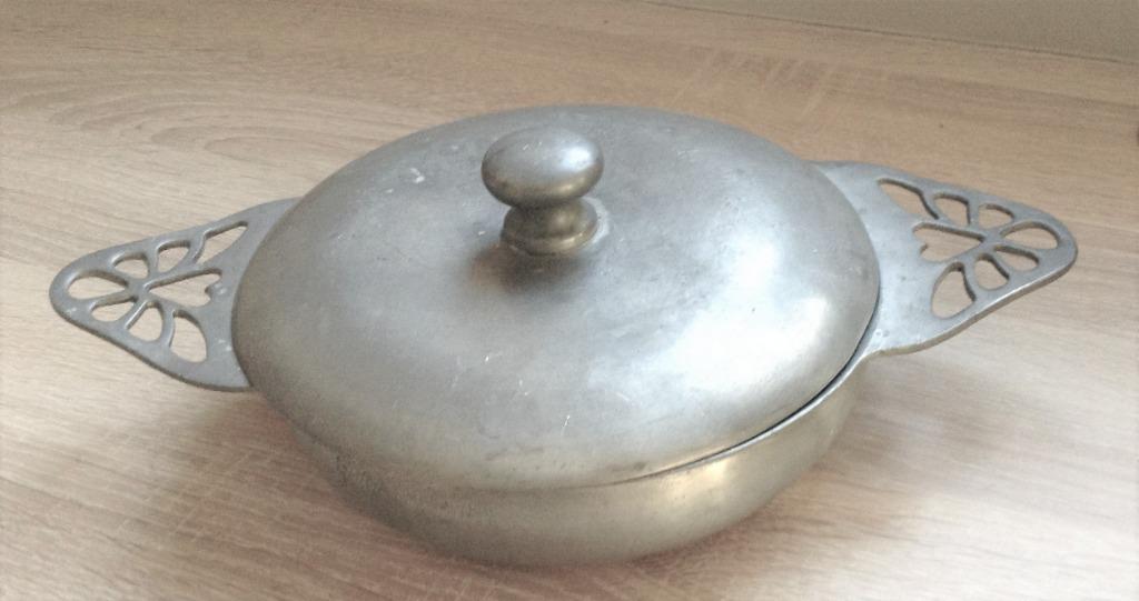 Bonbonnière in tin, Ophalen of Verzenden
