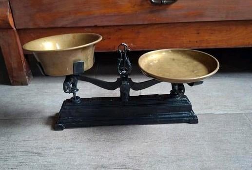 Ancienne balance en fonte et cuivre, Ophalen of Verzenden