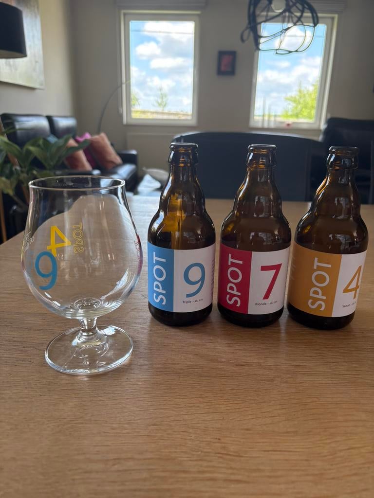Verre Spot 974 avec 3 vidanges  brasserie La Reunion, Enlèvement ou Envoi, Comme neuf
