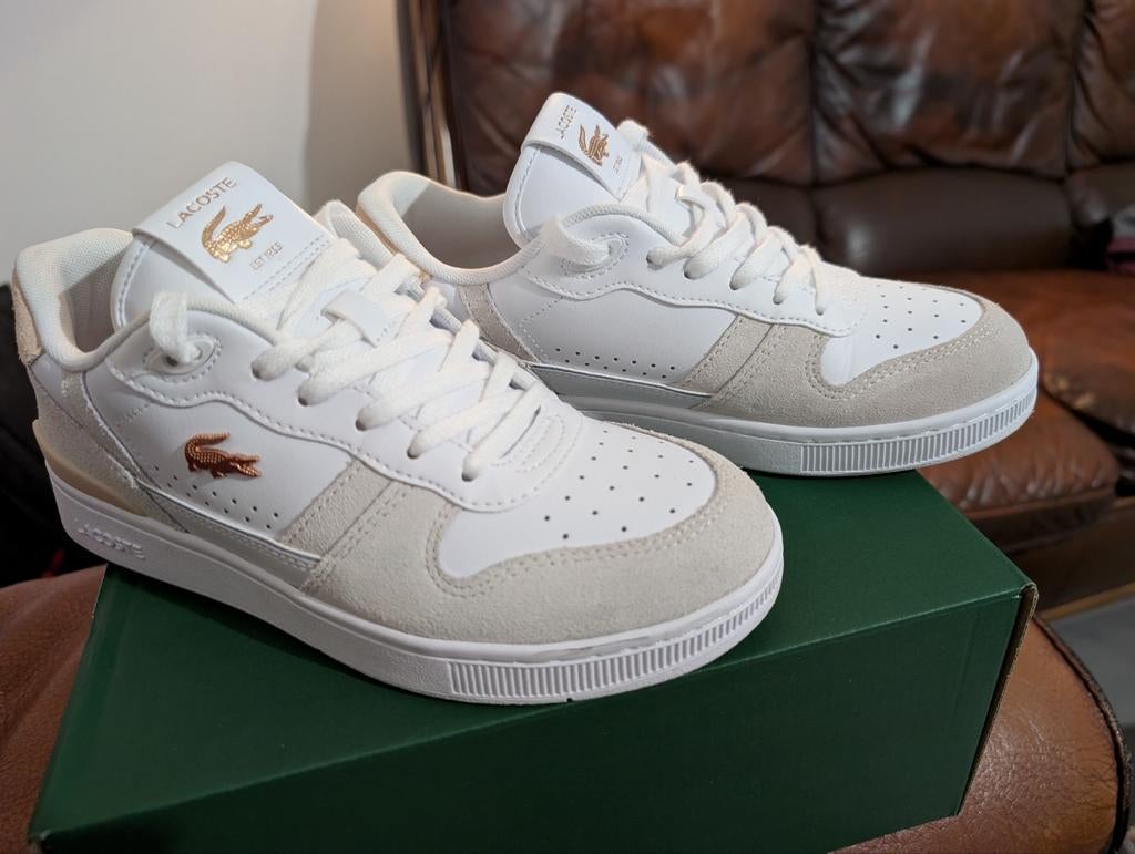 Lacoste-schoenen verkopen in nieuwstaat, Kleding | Dames, Wit, Nieuw, Ophalen of Verzenden, Lacoste