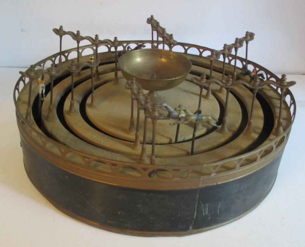 zeldzame oude ronde jeu de course paarden vr cafe, Verzenden