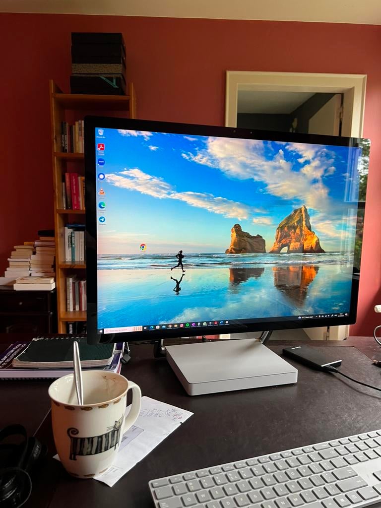 Version exclusive de Microsoft Surface Studio : 5 To, 32 Go, Enlèvement ou Envoi, Comme neuf, 32 GB, SSD