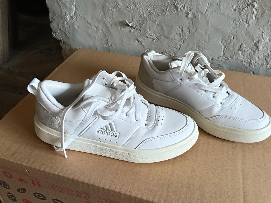 sneakers, Ophalen