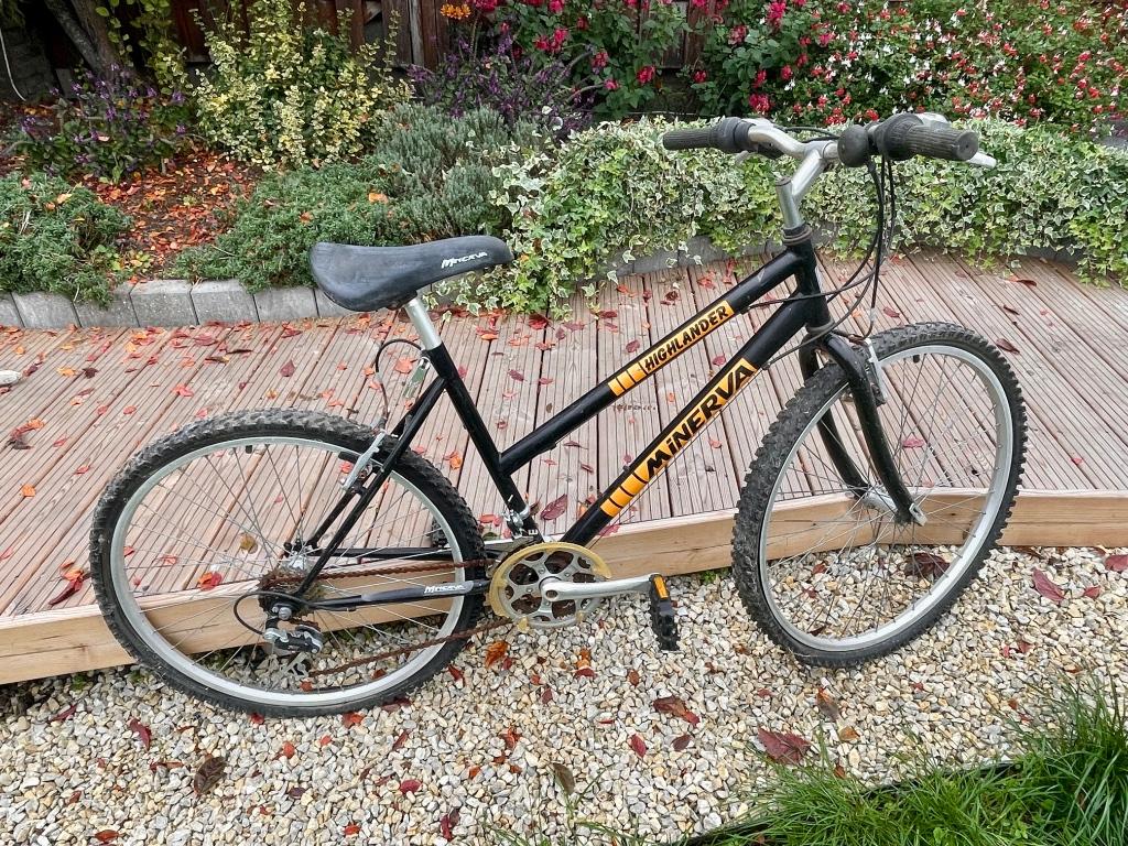 Vélo pour femme - Minerva Highlander - Noir, Vélos & Vélomoteurs, Vélos | Femmes | Vélos pour femme, Enlèvement, Utilisé, Autres marques