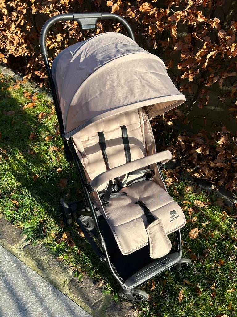 Compacte Buggy beige deryan, Kinderen en Baby's, Ophalen, Zo goed als nieuw, Overige merken