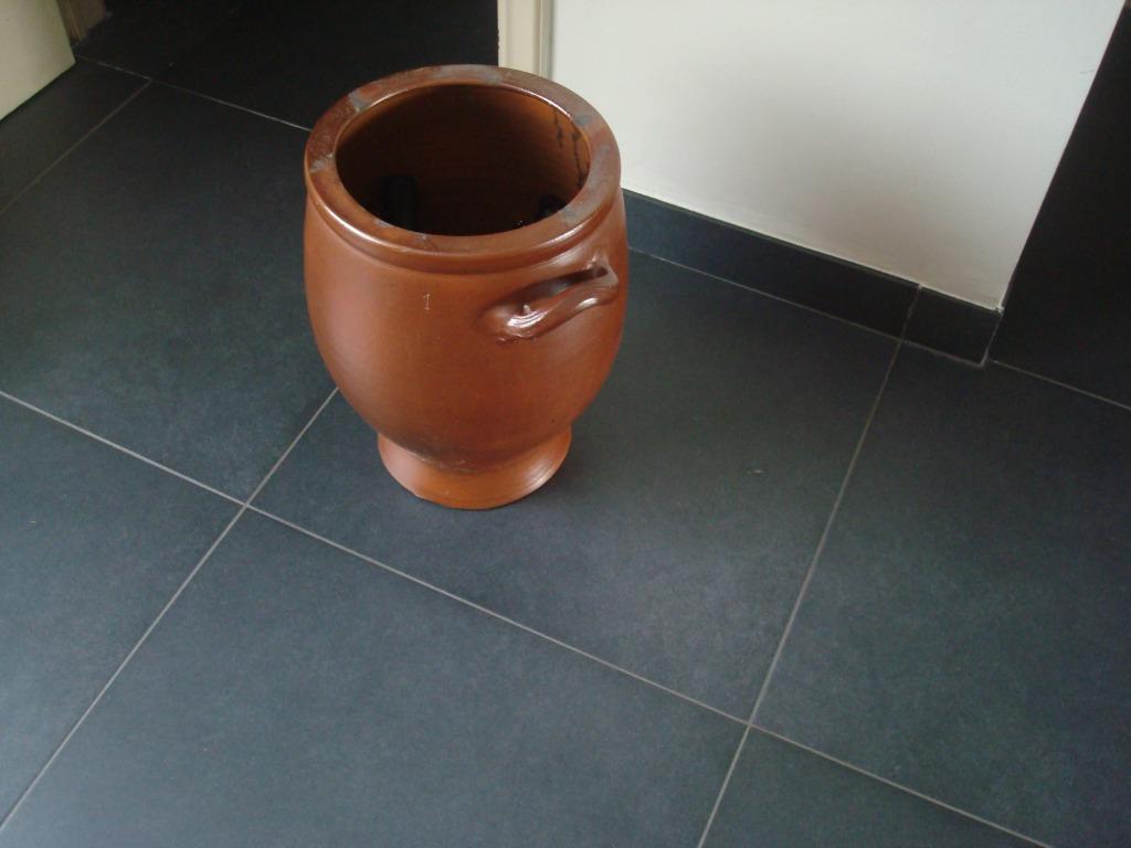 aardewerk smoutpot (vetpot/boterpot), Ophalen