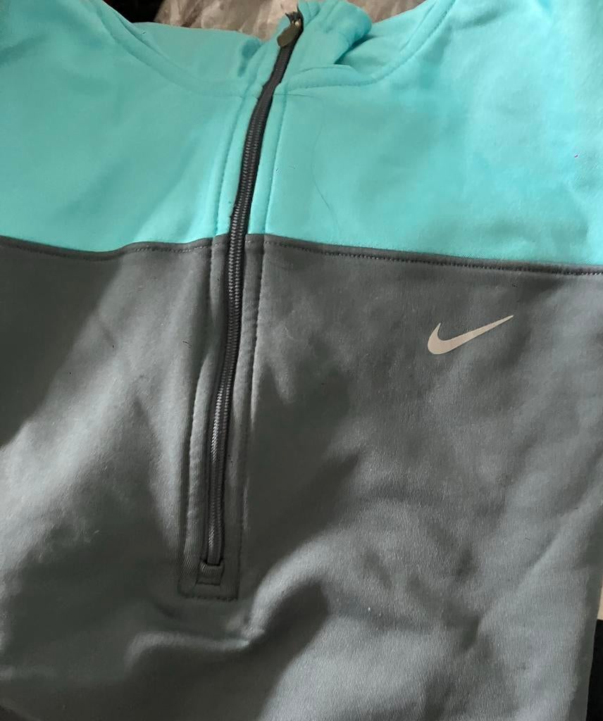 Nike loopvest maat M, Ophalen of Verzenden, Zo goed als nieuw, Maat 38/40 (M)