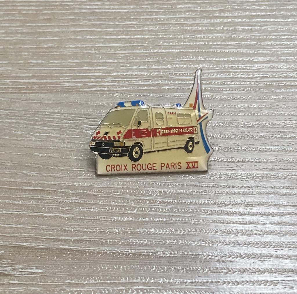 PIN - CROIX ROUGE - PARIS - RODE KRUIS - PARIJS - AMBULANCE, Collections, Envoi, Utilisé, Autres sujets/thèmes, Insigne ou Pin's