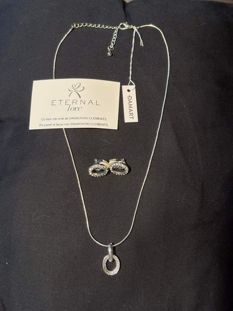 Nieuwe set van Eternal Love., Handtassen en Accessoires, Ophalen, Nieuw