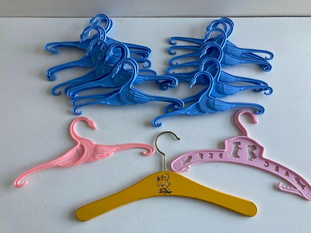 lot vintage kleerhangers  voor babykleding of pop, Ophalen of Verzenden, Zo goed als nieuw, Kleertjes