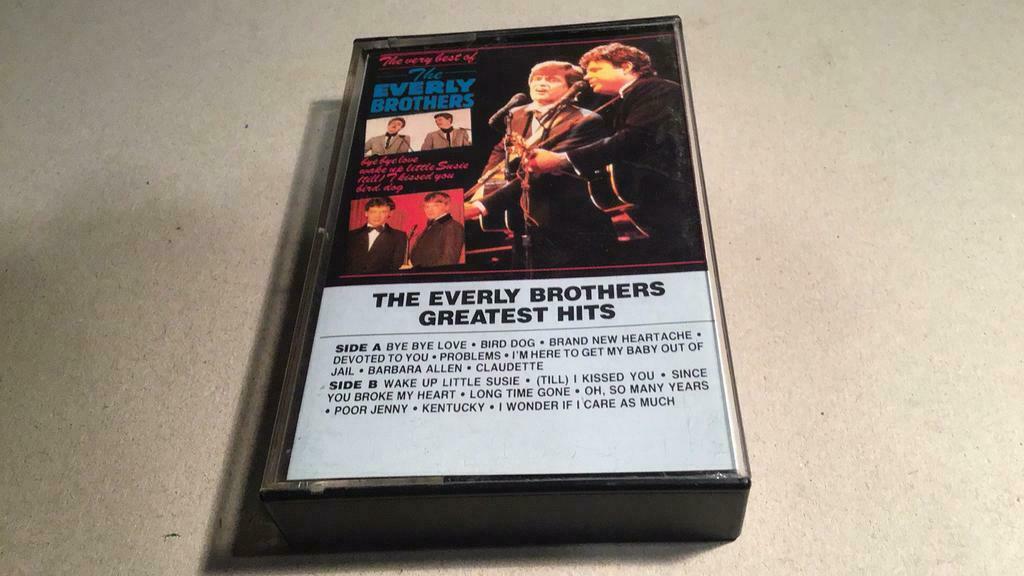 Les frères éternels, Enlèvement ou Envoi, Originale, Utilisé, 1 cassette audio