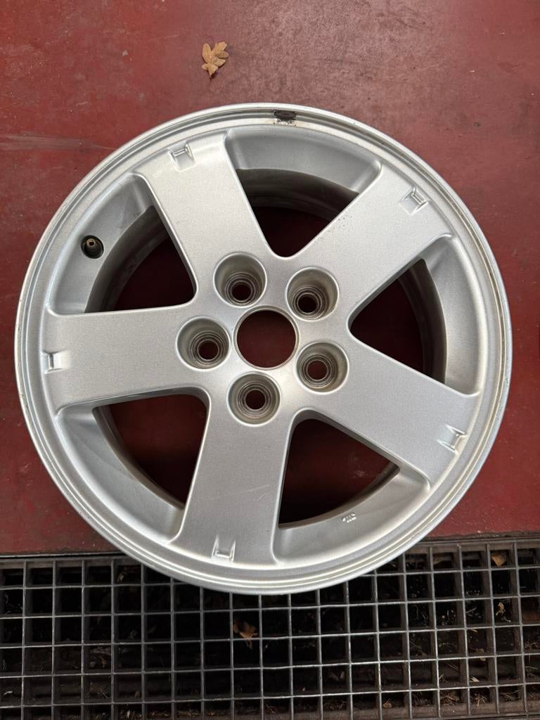 Mitsubishi outlander velg 16 inch, Ophalen