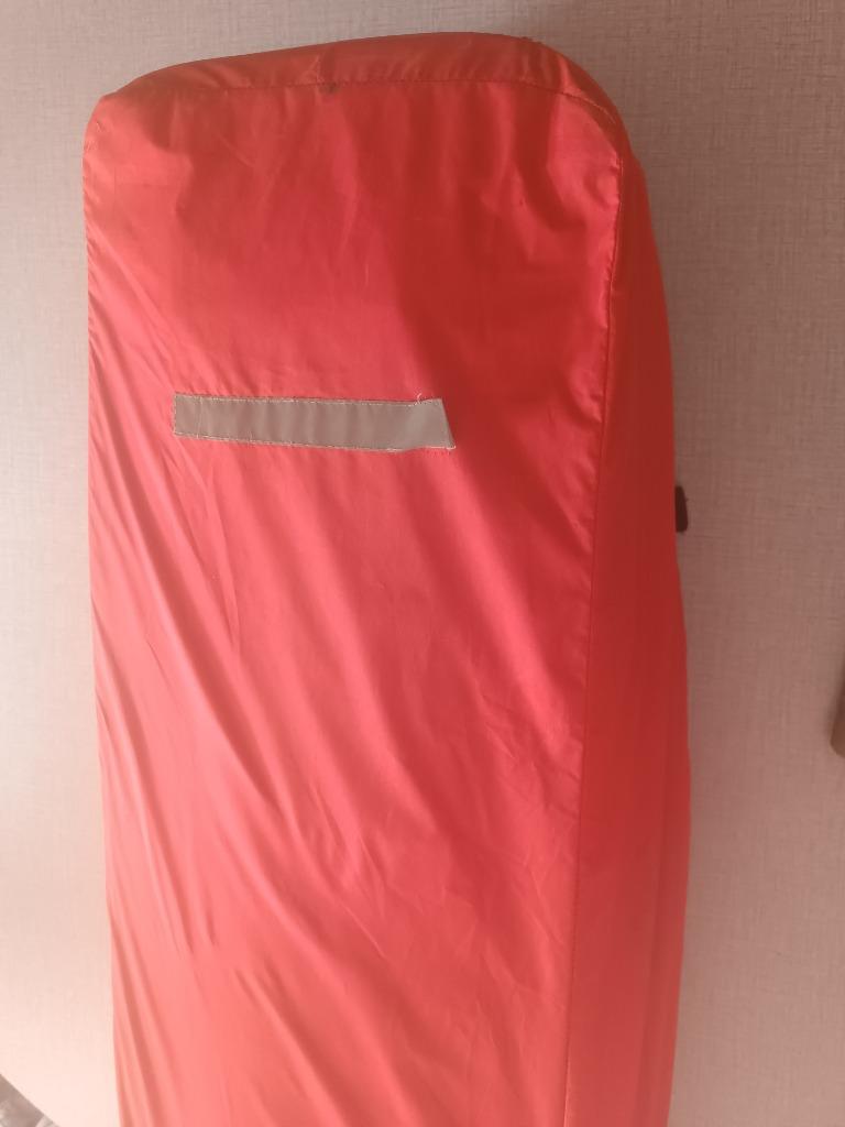 Housse pluie rain cover rouge (triangle) pr violon 4/4(neuf), Muziek en Instrumenten, Strijkinstrumenten | Violen en Altviolen