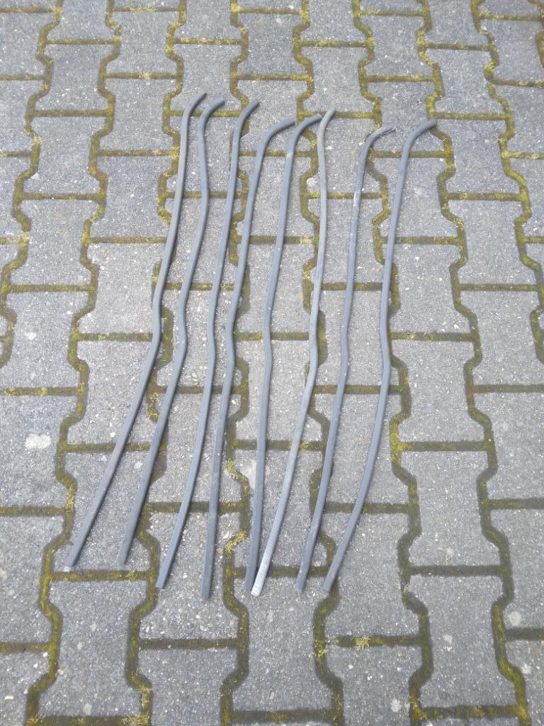 VW T3 Rubber voor B-stijl Voorportier L + R, Autos : Pièces & Accessoires, Carrosserie & Tôlerie, Enlèvement ou Envoi, Avant, Volkswagen