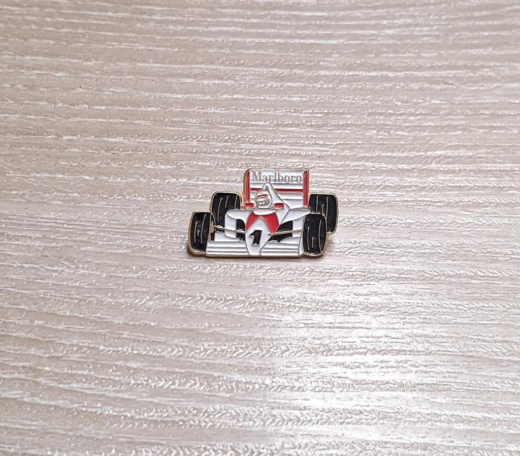 PIN - FORMULE 1 - F1 - MARLBORO, Envoi, Utilisé, Sport, Insigne ou Pin's