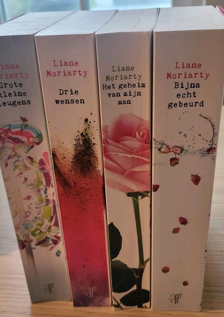 Liane Moriarty: 4 spannende boeken in goede staat., Ophalen of Verzenden, Liane Moriarty