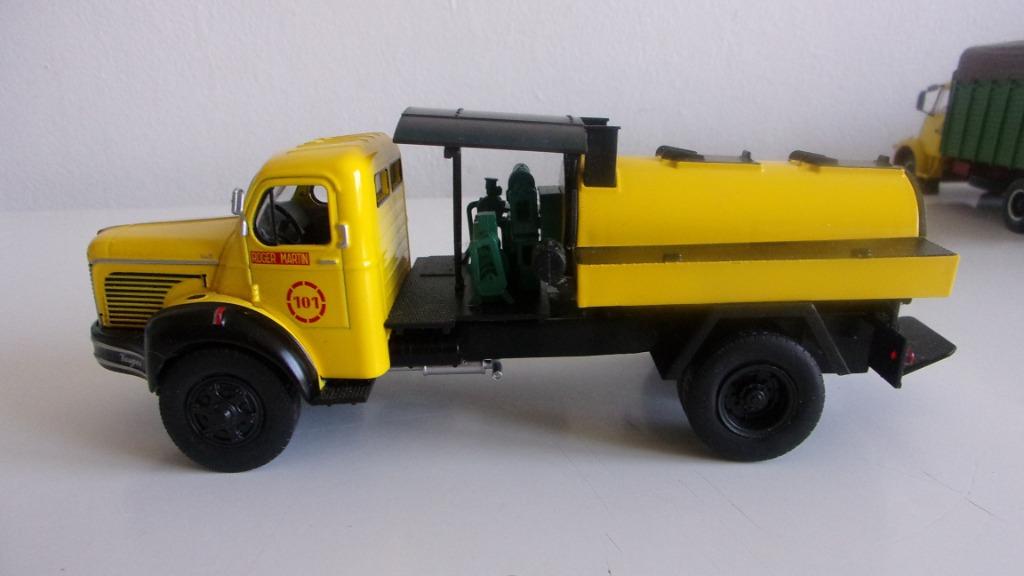 BERLIET GLM "ROGER MARTIN".1/43 COMME NEUF, Enlèvement ou Envoi, Comme neuf, Bus ou Camion, Autres marques