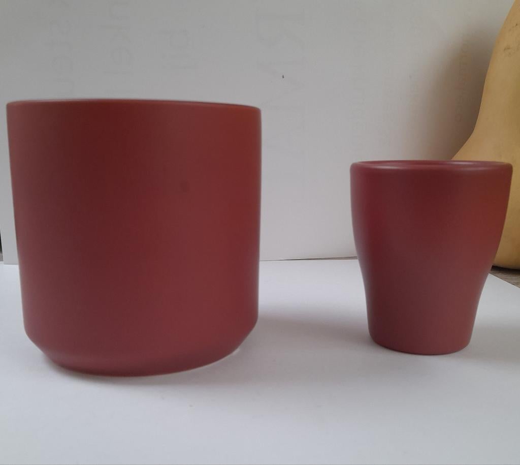 Plantenpotten (2) donkere „baksteentinten”, Tuin en Terras, Bloempotten, Zo goed als nieuw, Aardewerk, Minder dan 40 cm, Minder dan 25 cm