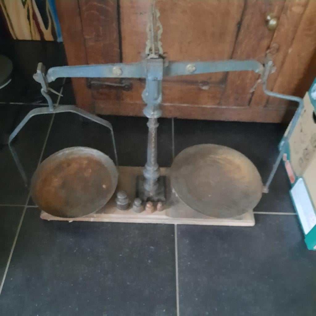 Weegschaal / balans , authentiek . 70 euro ., Antiek en Kunst, Ophalen of Verzenden