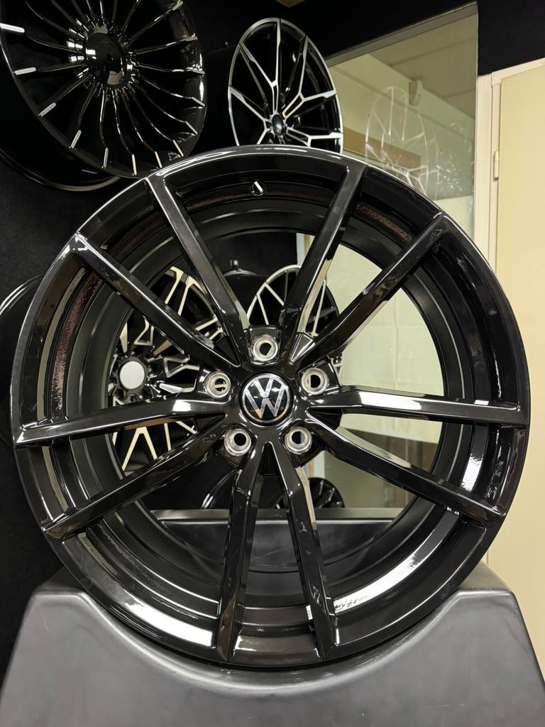 19 inch velgen voor Volkswgen Pretoria look 5x112 Golf 6 7 8, Auto-onderdelen, Banden en Velgen, 19 inch, Velg(en), Nieuw, Ophalen of Verzenden